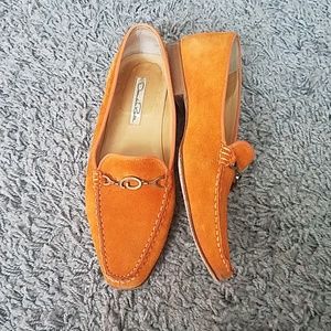 Oscar de la Renta Orange Suede Leather Loafers